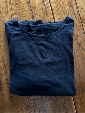 J. Jill women’s T-Shirt in black.